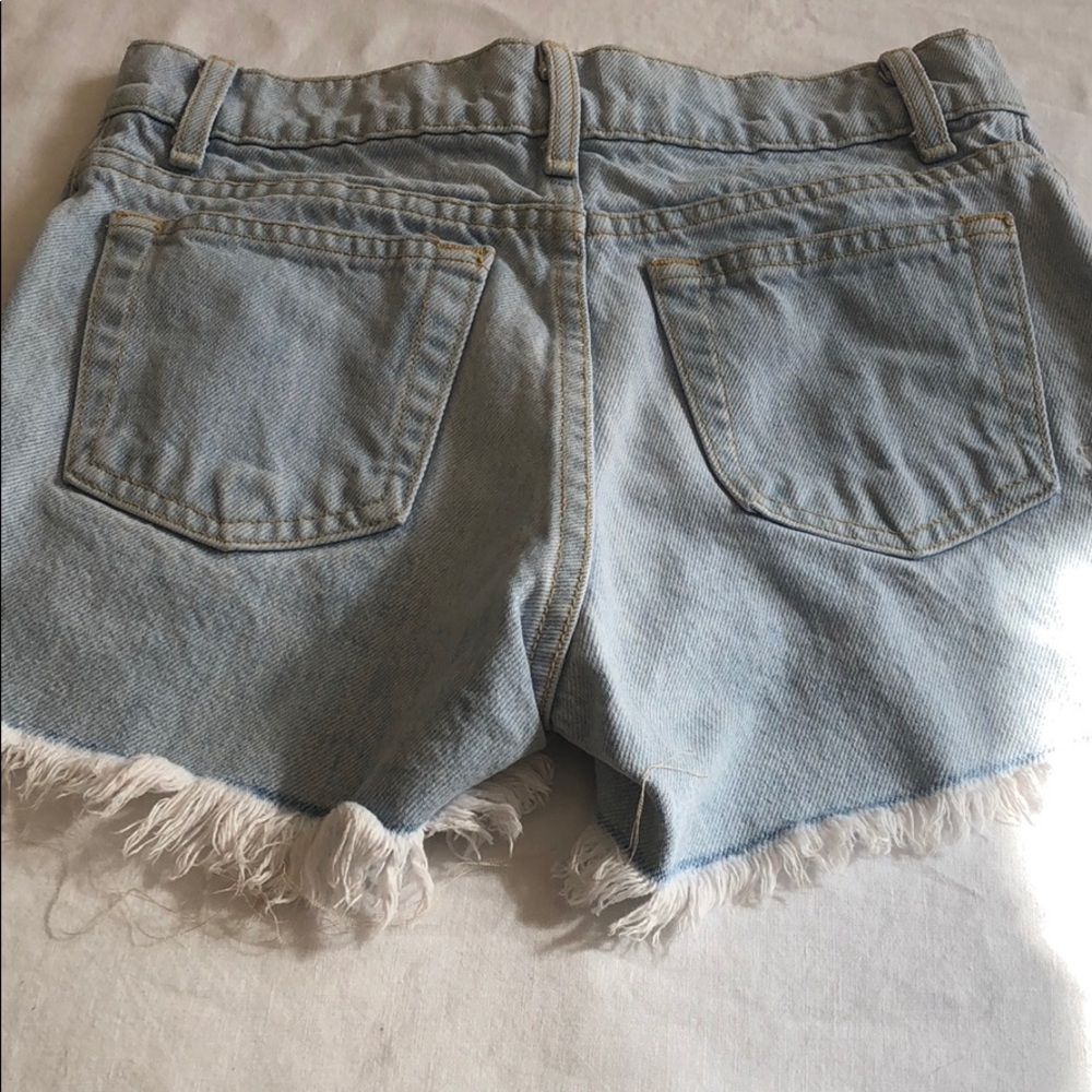 Brandy Melville washed denim shorts - Picture 2 of 3